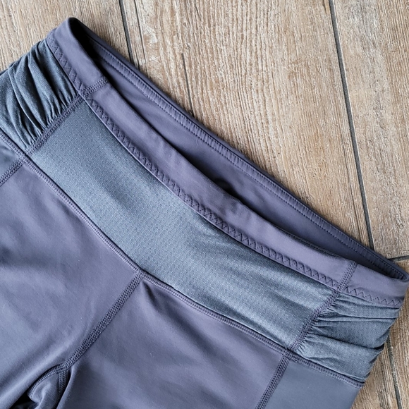 LULULEMON COMPRESSION CROPS - Picture 2 of 6